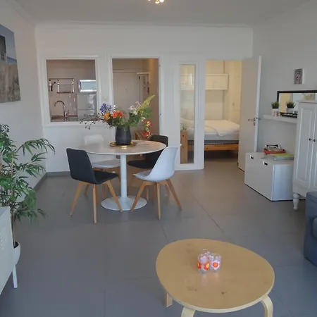 In By The Beach, Cleaning Included * Nieuwpoort