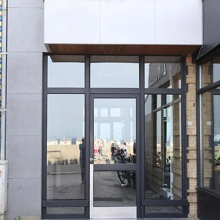 In By The Beach, Cleaning Included * Nieuwpoort